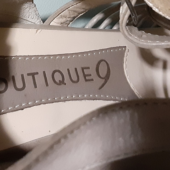 USED Boutique 9 Strappy Leather Heels size 6.5 M - Picture 4 of 13